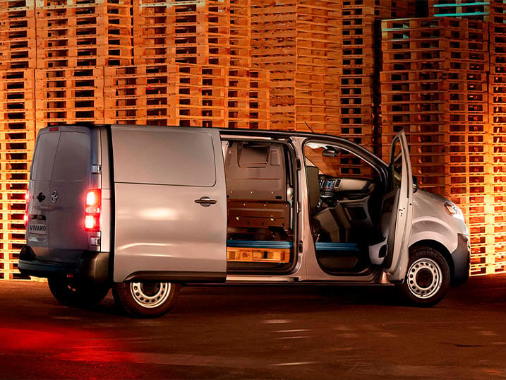 opel vivaro combi